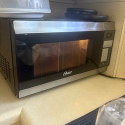 Oster Microwave
