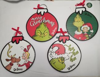 Grinch Deco