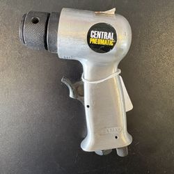 Central Pneumatic 5in Air Sander