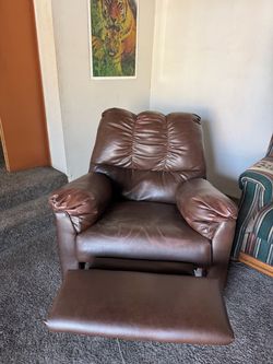 Recliner $90