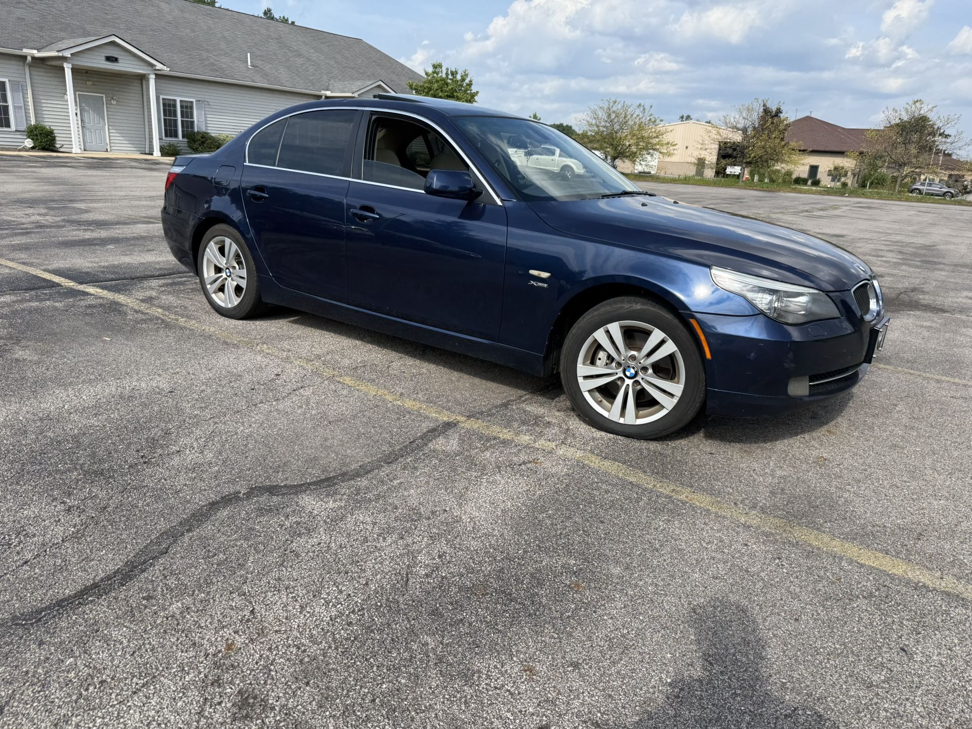 2009 BMW 528i