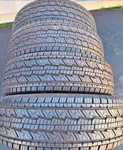 255 70 17 General Tires Con 80% de Vida Las 4