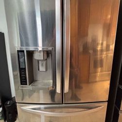LG French Doors Refrigerator