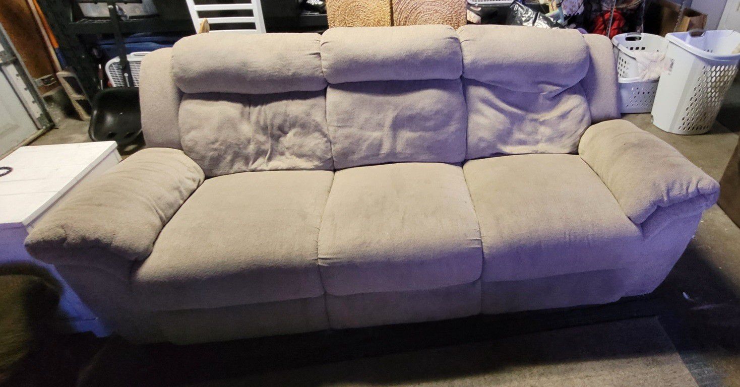 free reclining couch