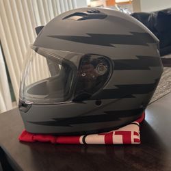 Bell Qualifier Z-RAY Helmet
