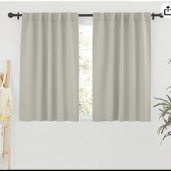 Blackout curtains Panels natural grey 30x36in 2 pack.   (G)