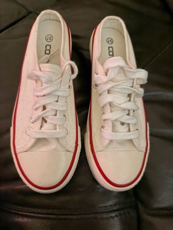 Shoes 👟 new size 5.5