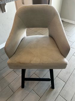 Counter height chairs/stools