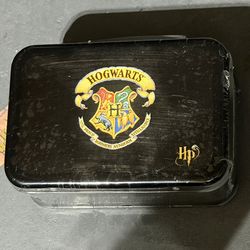 Hogwarts mini lunchbox tin… Pre-films!