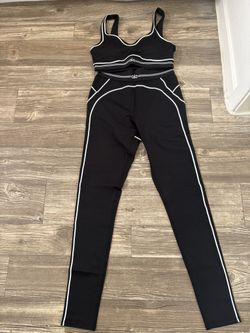 Women’s Black Alo Set