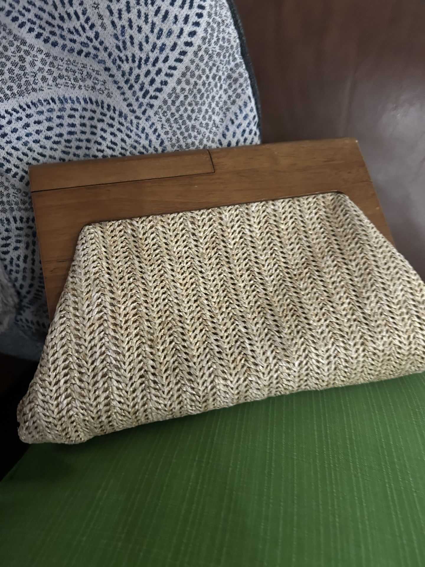 Express Wood Purse