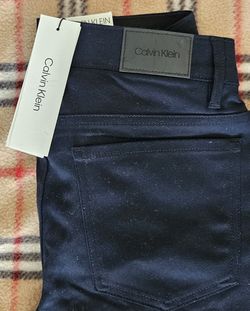 Calvin Klein Coupe Ajustee Slim Fit Men's Dress Pants 29x30 Navy Blue for  Sale in Spring Valley, CA - OfferUp