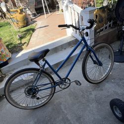 Great Schwinn Cruiser 5 Blue