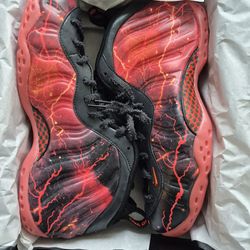 Nike x stranger things foamposites