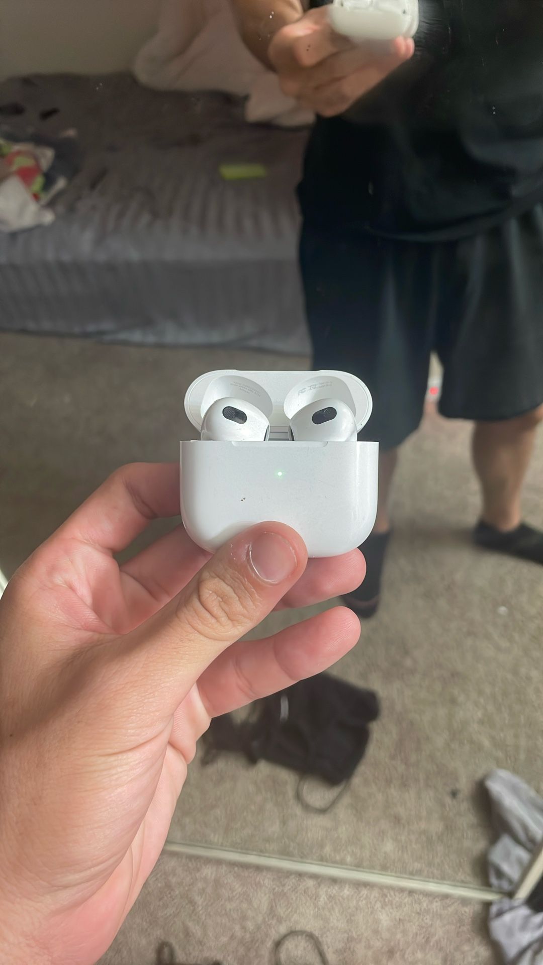 AirPods 3