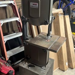 14 “ Bandsaw Central Machinery 