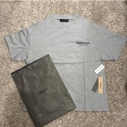 Essentials Shirt Grey