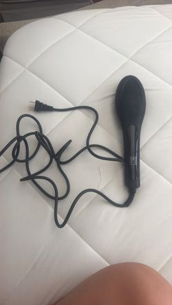 Beyond Beauty Electric Hair Straightening Brush