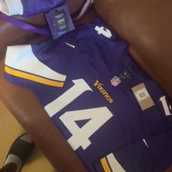 Vikings Jersey And Hand Warmer