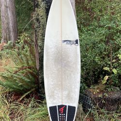 Surfboard Thruster 6’2”