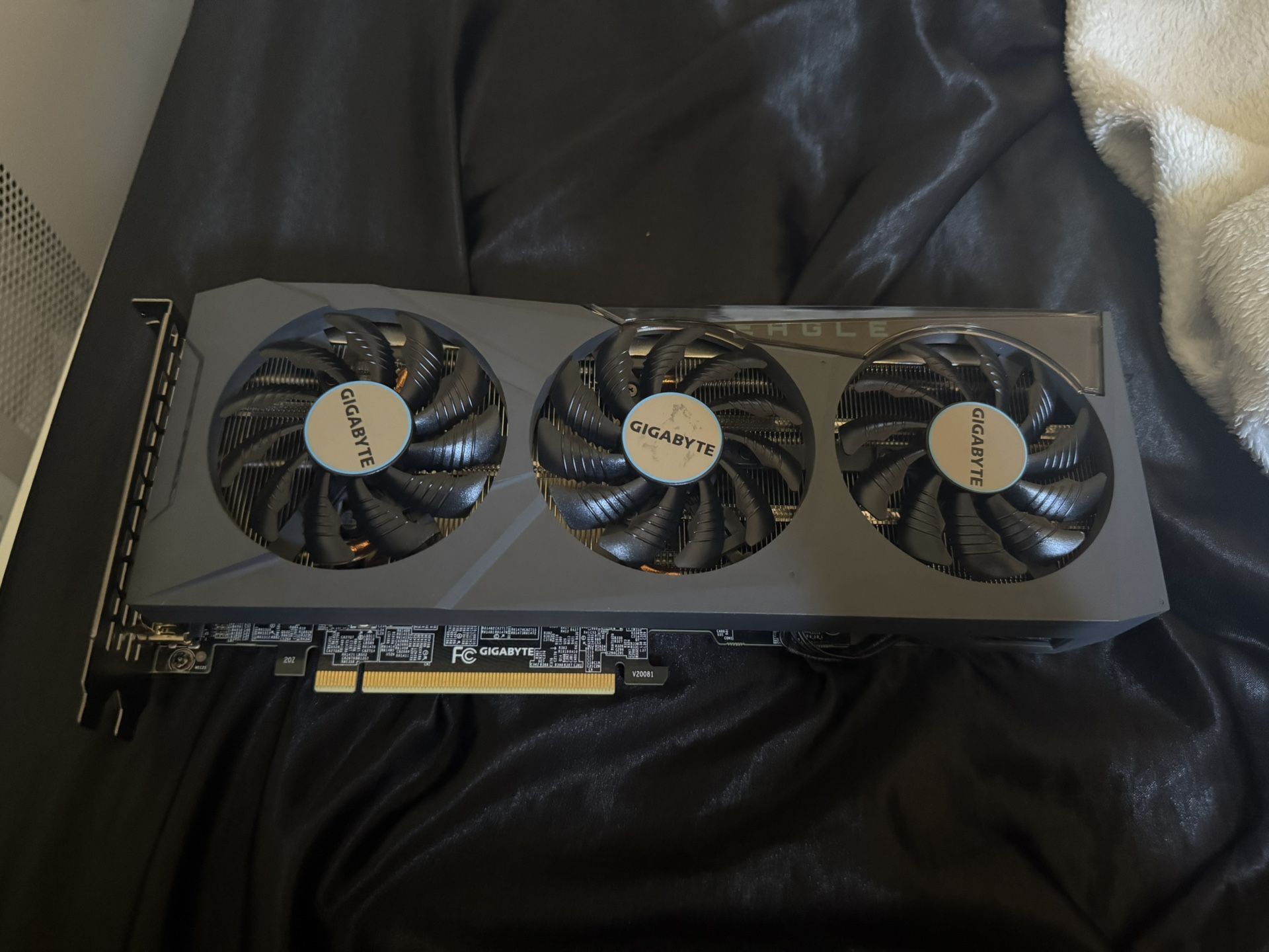 Gigabyte Eagle RTX 3070 8GB 3 Fan