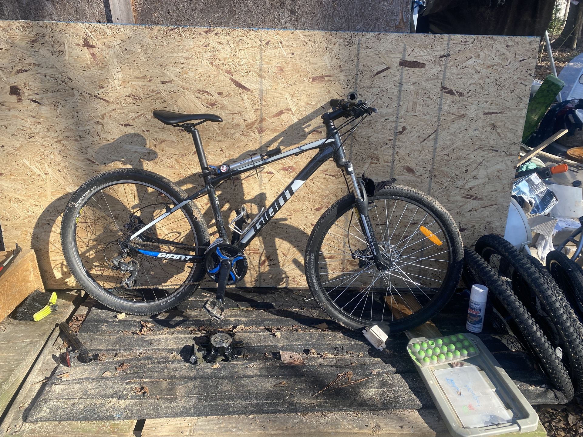 Giant Atx Mountain Bike