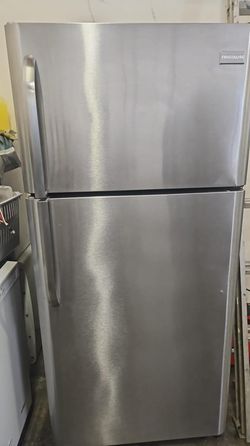 Frigidaire Top Mount Stainless Refrigerator
