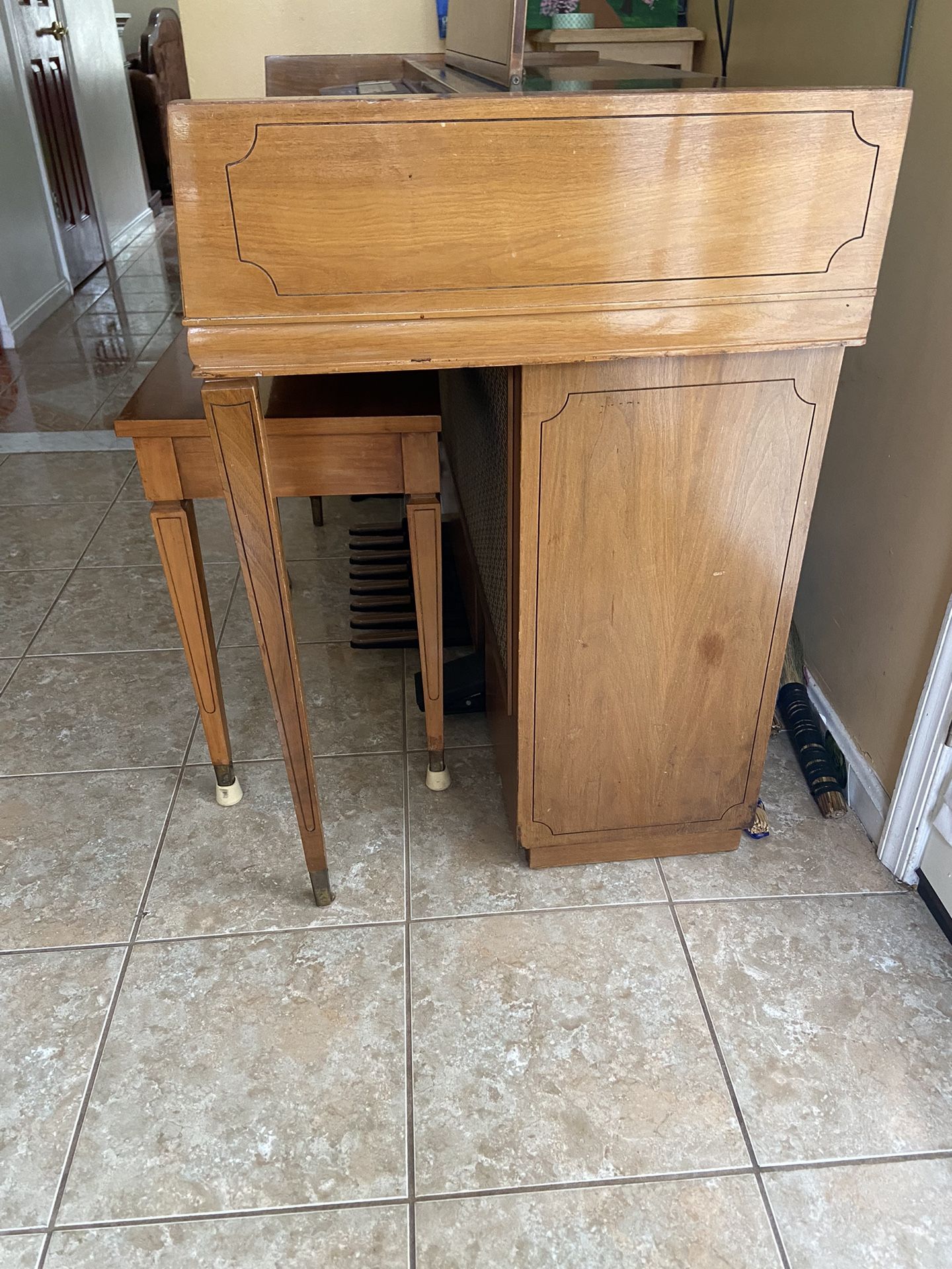 Electric Organ