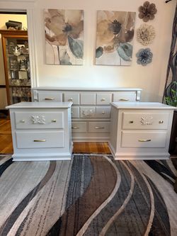 Beautifully Refinished 4-Piece Bedroom Set Requisite Gray Cream White with Gold hardware