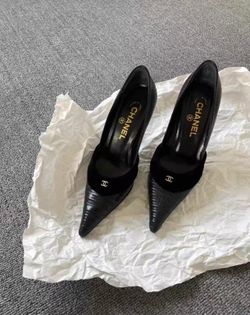 Chanel rare lizard skin high heels