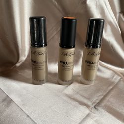 L.A Girl Beige Foundation 