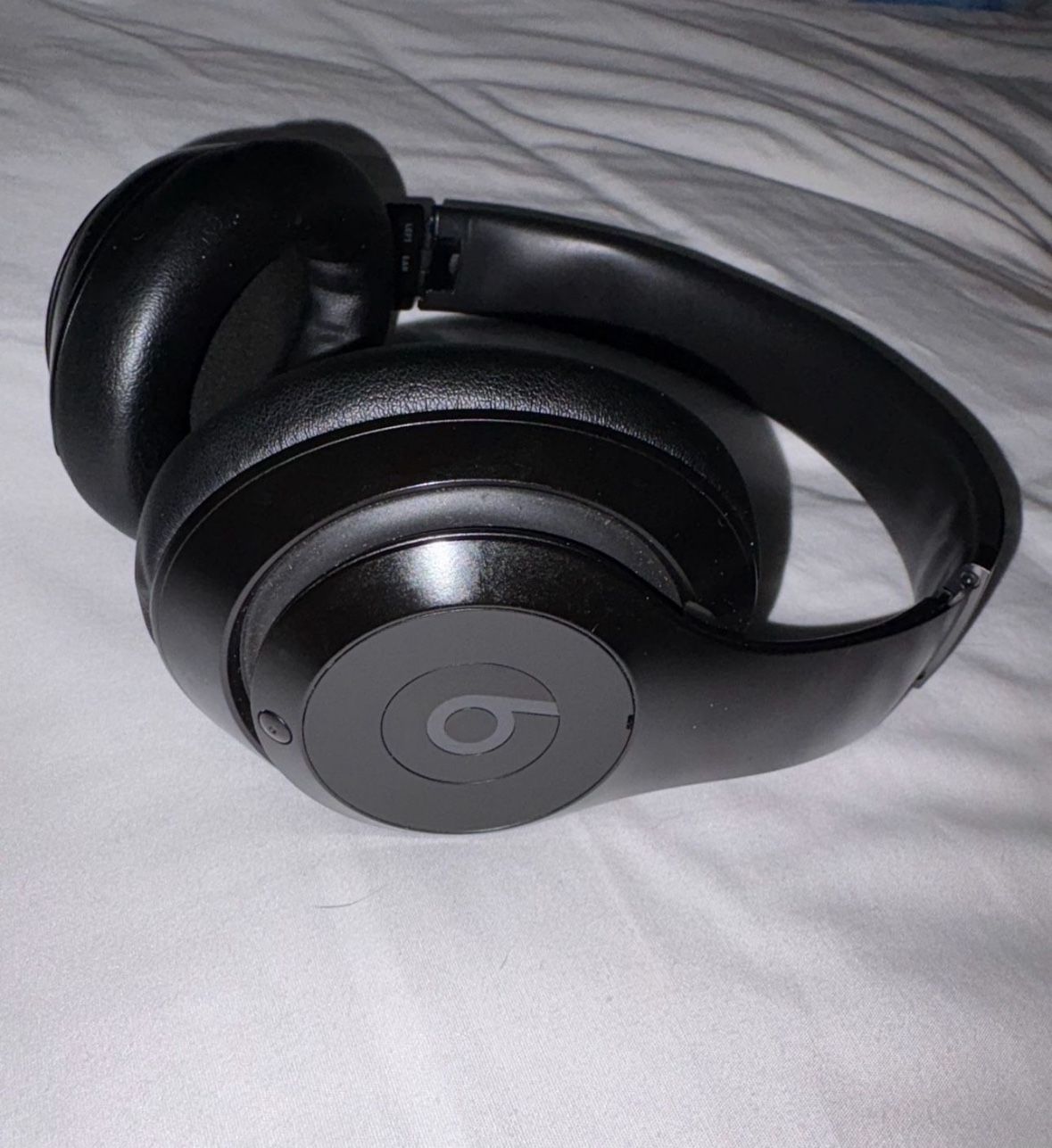 Dre Beats Studio 3 Wireless Noise Cancellation