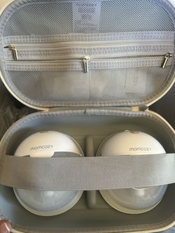 Momcozy wearable breastpump