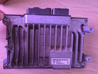 ENGINE CONTROL MODULE COMPUTER