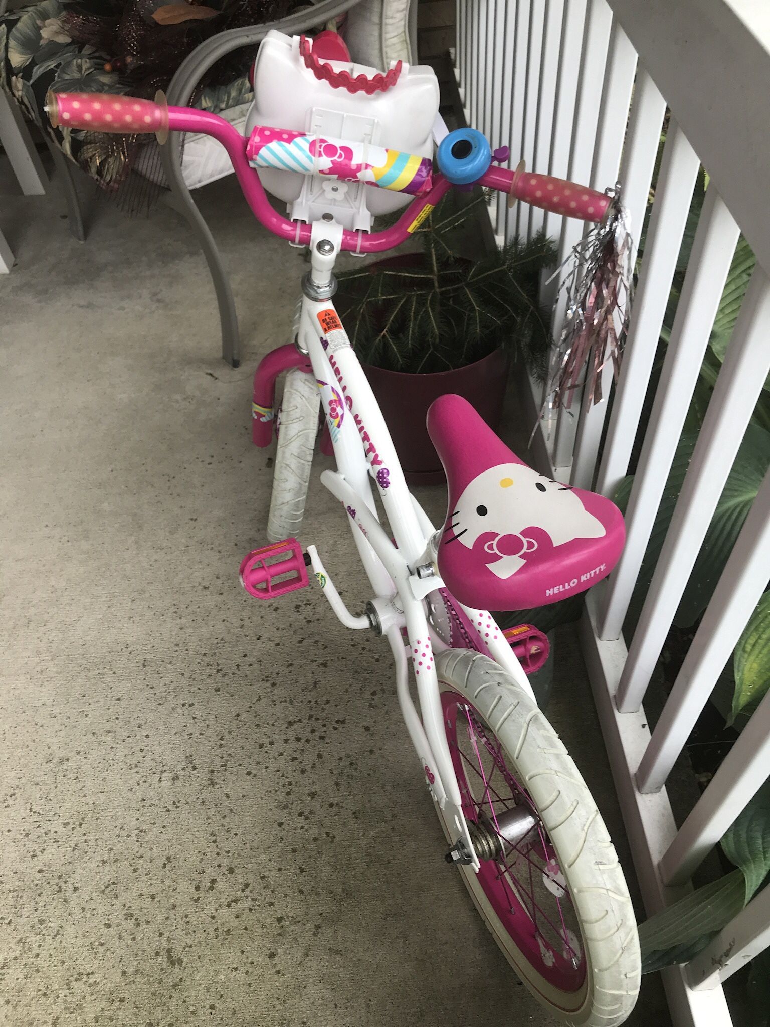 Hello Kitty Girls Bike