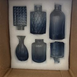 Small Vases 