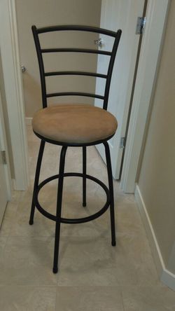 Bar stool