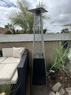 HEATMAXX 40000-BTU Black Steel Floorstanding Liquid Propane Patio heater