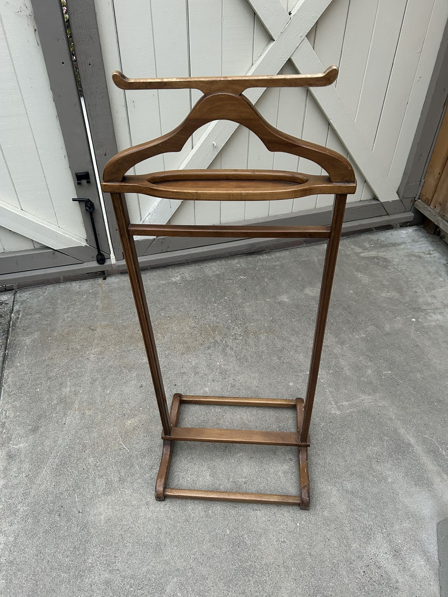 Valet Stand