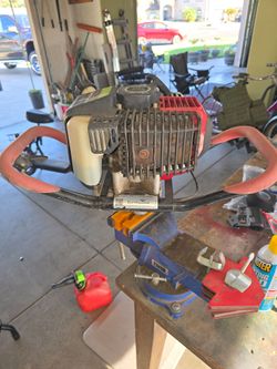 Earthquake E43 Earth Auger Powerhead - Brand New Carburetor, Runs Great!