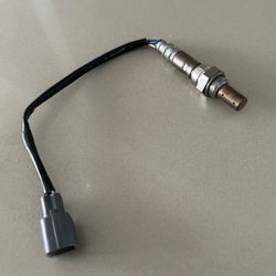 Upstream Oxygen Sensor