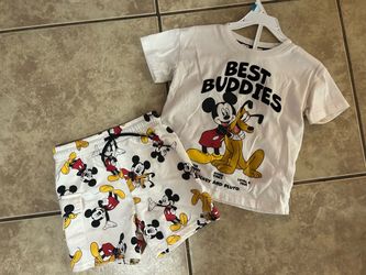 Mickey Mouse outfit for toddler