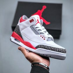 Jordan 3 Fire Red 33
