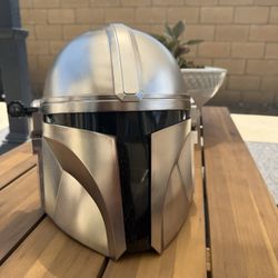 Mandalorian Helmet