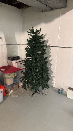 5’ Christmas Tree