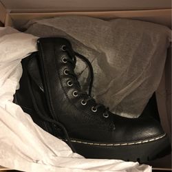 New In The Box Black Boots For A Teen Girl