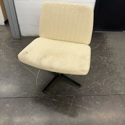 Vintage Mid-Century Modern Swivel Chair