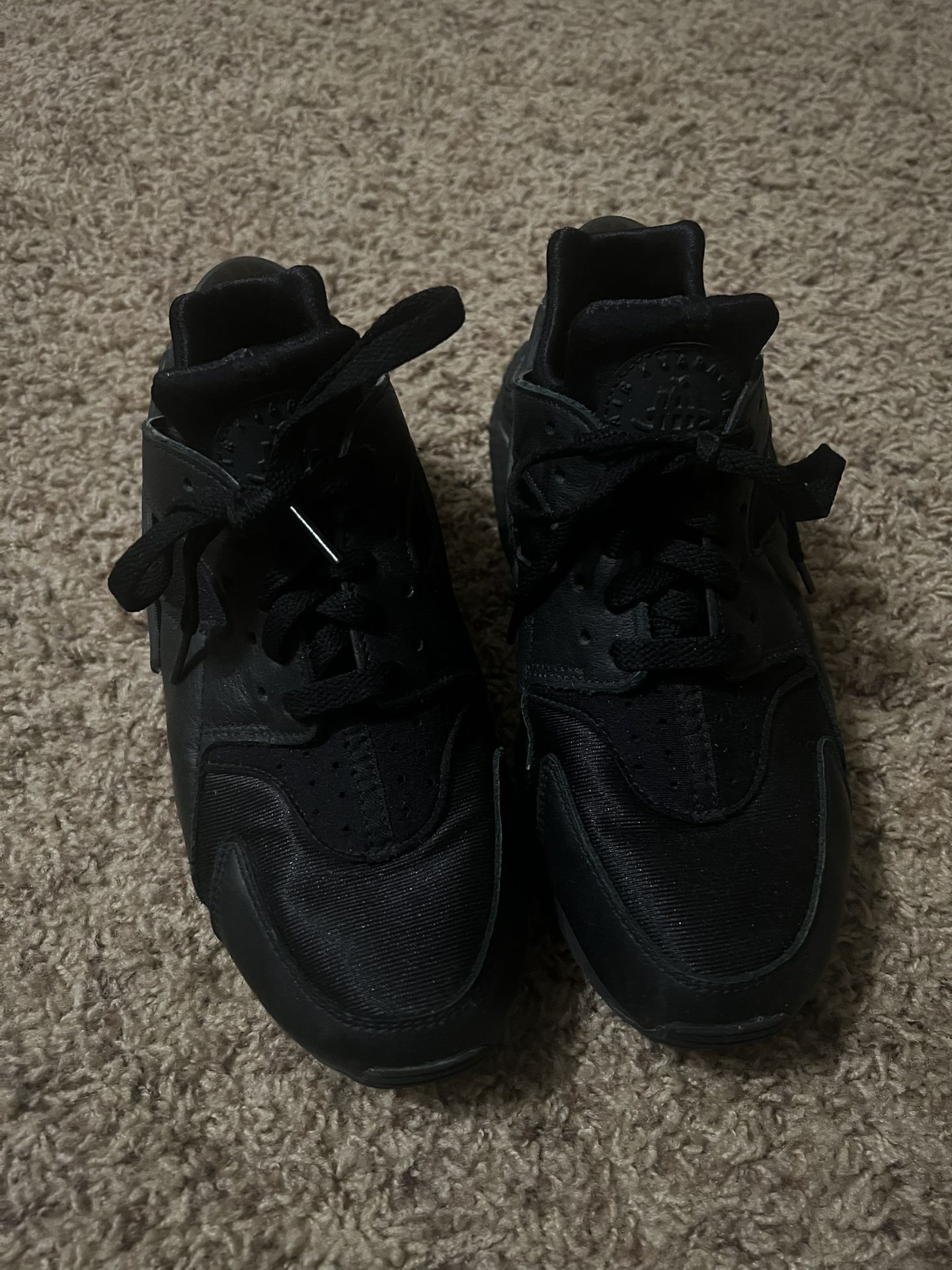 Black Huaraches 