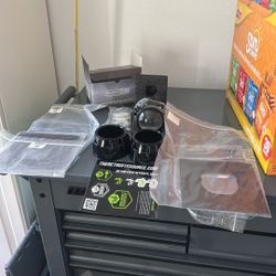 1x Morimoto Mini H1 8.0 2x Gattling Gun 2.0 Shroud 4x Retroquik