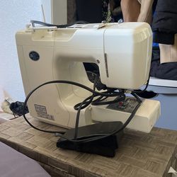 Sewing Machine 